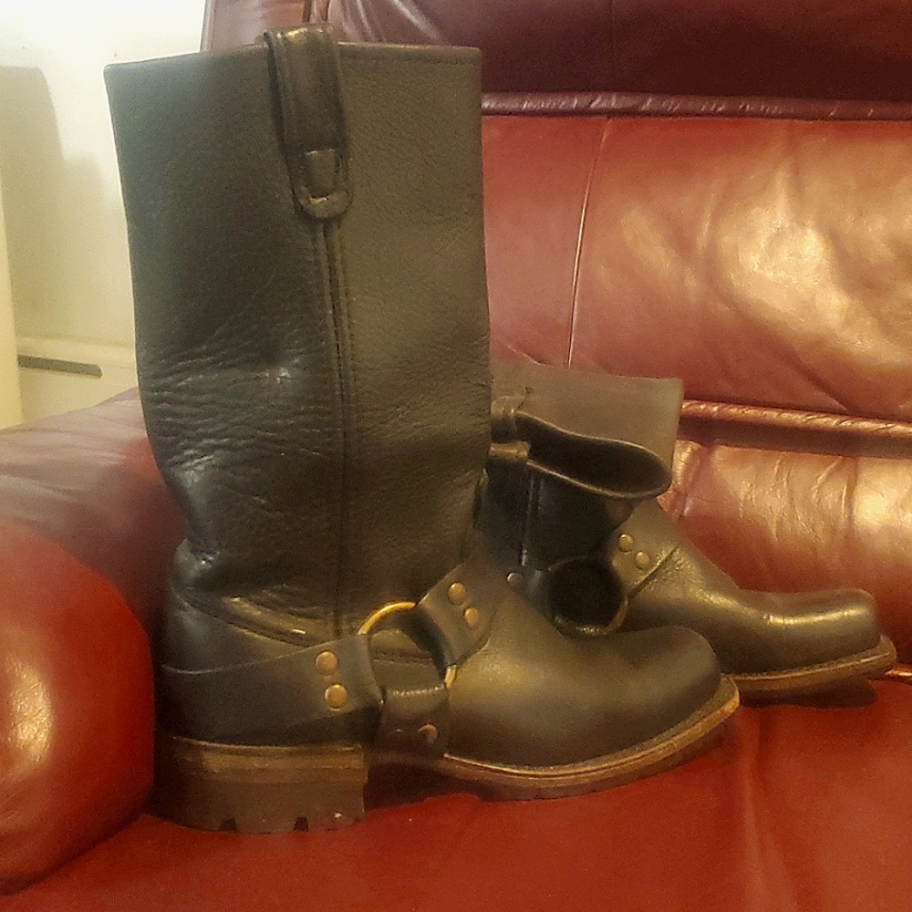 Vintage genuine leather boots size 8